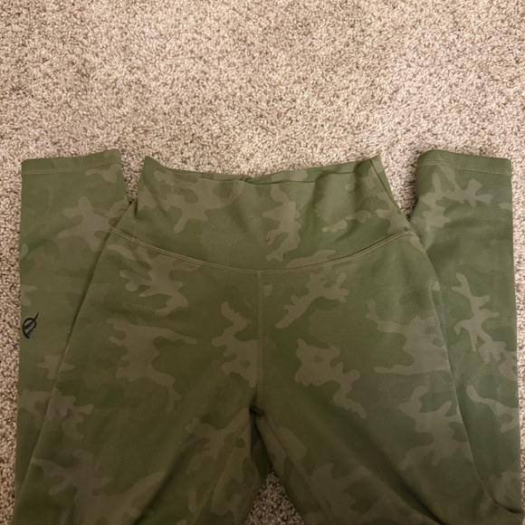 Ptula camo leggings - Picture 4 of 4